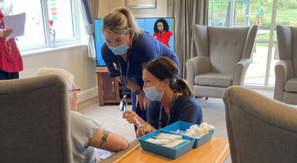 Covid-19 booster vaccination at Kiwi House Care Home