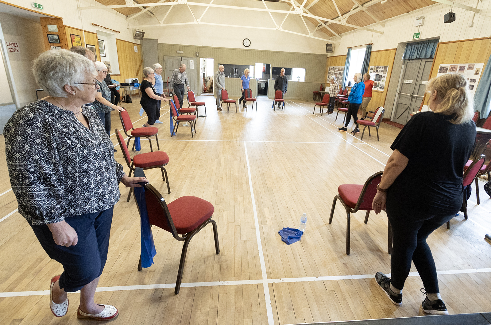 Pioneering collaboration in Derbyshire brings falls classes close to home